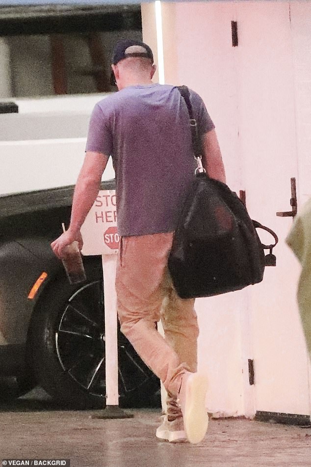 Ben Affleck looked dejected as he left his Los Angeles office Monday without his wedding ring