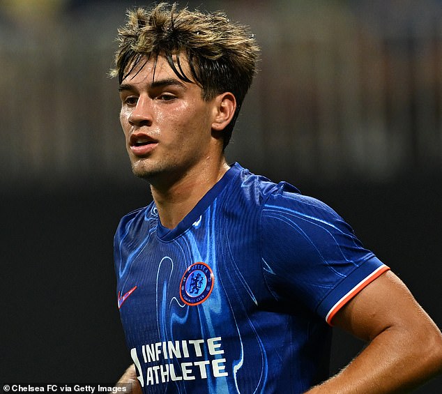 Chelsea's new 18-year-old striker Marc Guiu says he is 'ready' for a place in the team