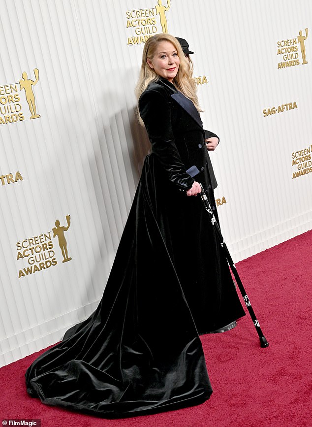 Christina Applegate feels like Humpty Dumpty with tiny weird legs