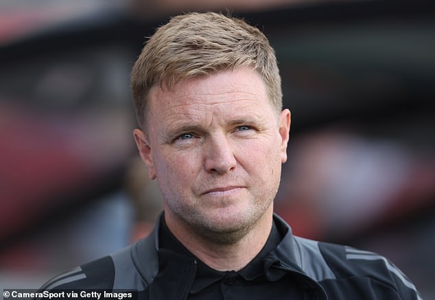 Eddie Howe admits Newcastle will not be able to sign both a centre-back and a right winger