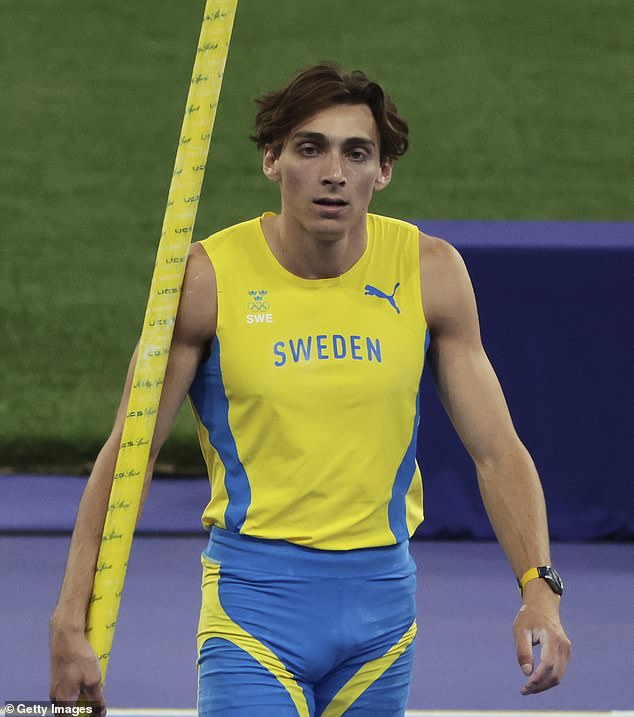 Fans troll Mondo Duplantis after breaking Olympic pole vault world record