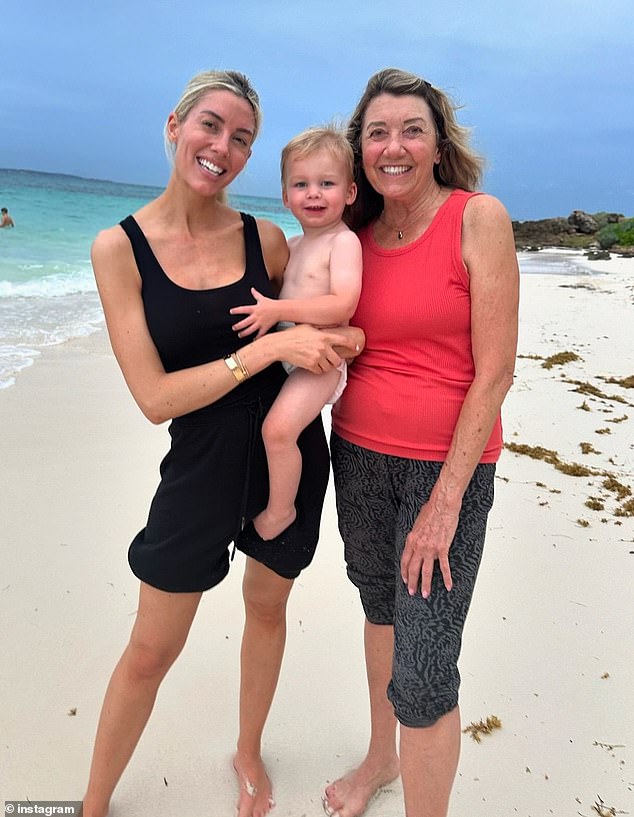 Heather posed next to her mother Teresa Young