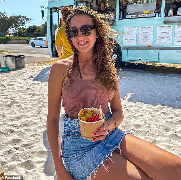 Irish woman Shannon Sulliman, 27, says she had unrealistic expectations of what life would be like after moving to Australia (she's pictured enjoying an acai bowl on the beach)