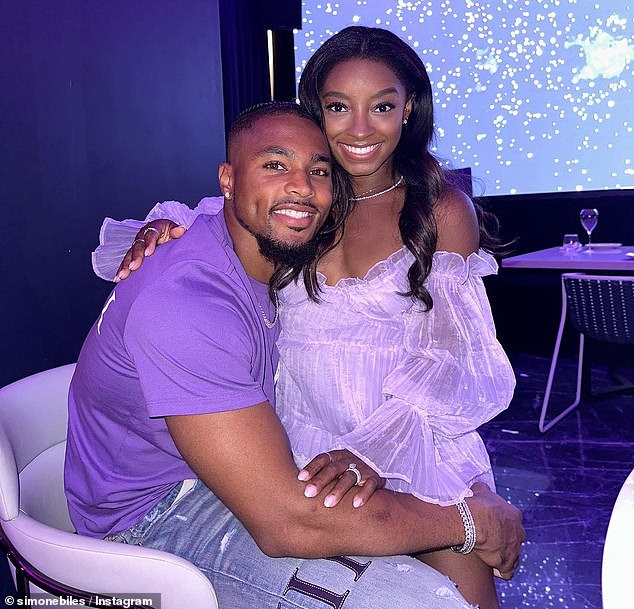 Jonathan Owens insists he will support Simone Biles if his wife decides to compete in the 2028 Olympics in Los Angeles