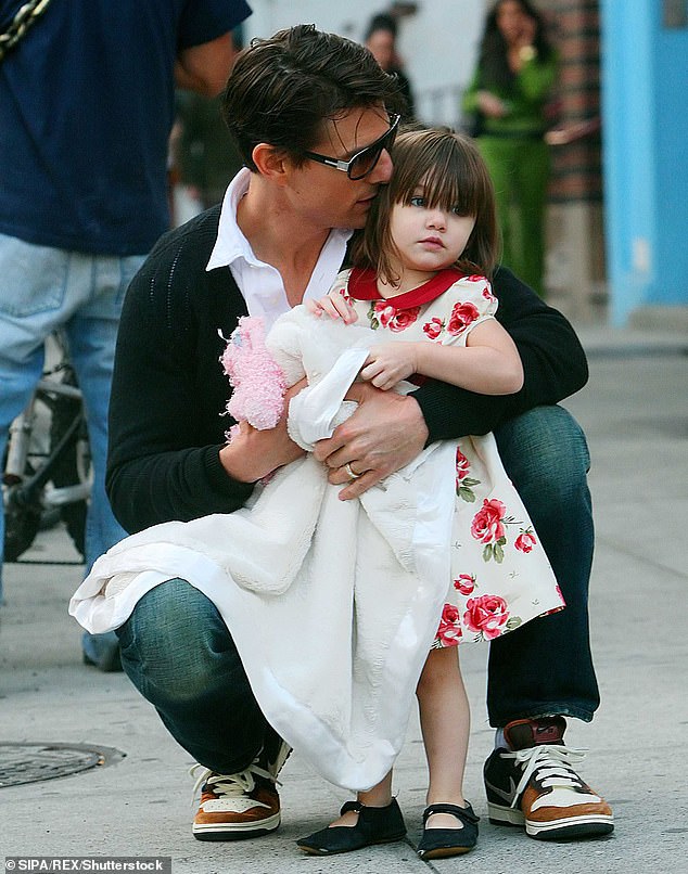 Cruise and daughter Suri go for ice cream in New York in 2008