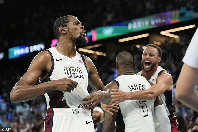 Team USA star Kevin Durant called fans 'clowns' in bizarre and heated Twitter rant at 5 a.m.