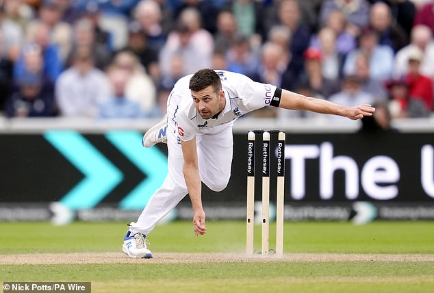 Mark Wood impressed with a fierce bowling display as England bowled out Sri Lanka for 236