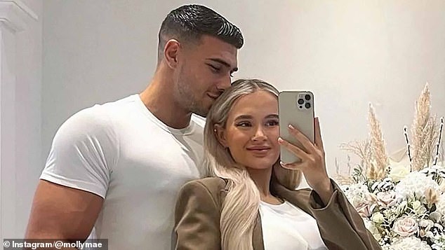 The former Love Island couple sparked outrage among fans last week after announcing their shock split and calling off their engagement after five years together