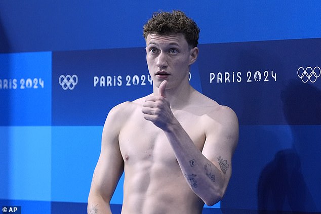 Noah Williams wins BRONZE in mens 10m platform final in