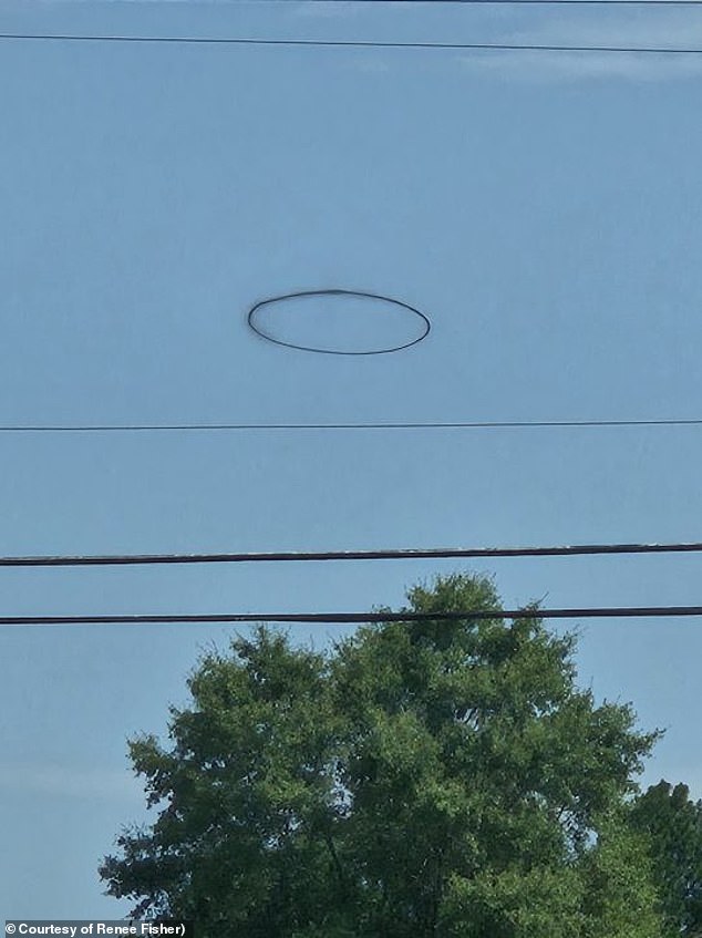 According to one viewer, the black ring disappeared within about 10 minutes.