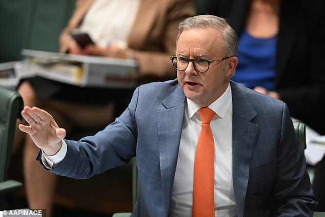 Premier Anthony Albanese, who visited the region where the explosion occurred, said it was a matter of state for the reopening of the Bruce Highway