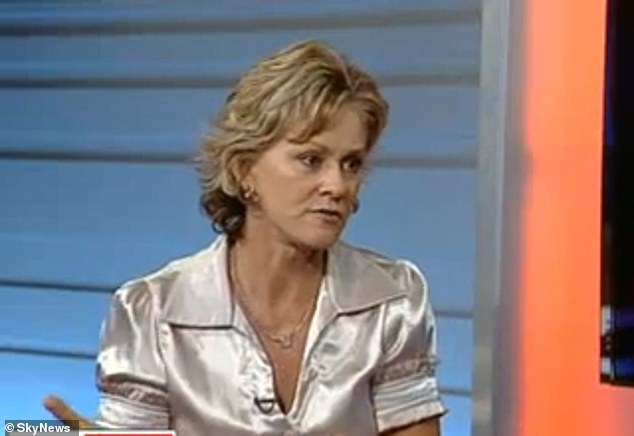 Pioneering television reporter, newspaper journalist and globetrotting war correspondent Jane Hansen is seen above during her commercial television heyday