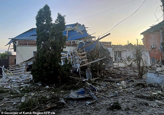 Damage in the town of Sudzha on August 6 after Ukrainian shelling, according to Smirnov