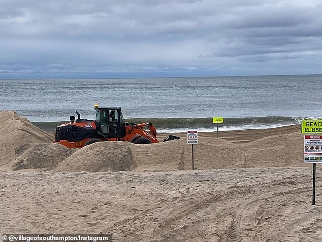 The opening of the pipes closed Old Town, Gin and Cryder beaches after polluted water flooded the area