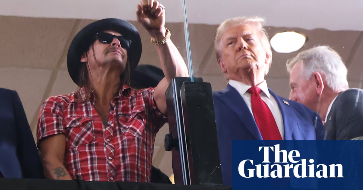 ‘Eating the Dawgs’: Trump hailed at Georgia-Alabama game alongside Kid Rock and John Daly