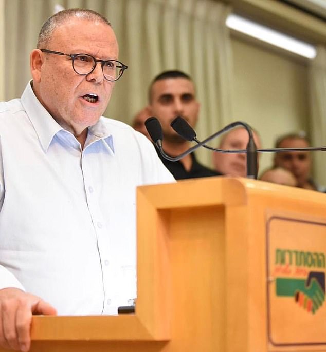 Arnon Bar-David, the leader of the Histadrut Labor Federation, announced the strike on Sunday