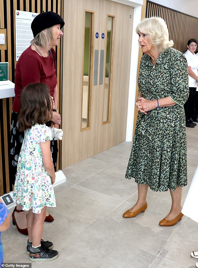 1725363561 867 Queen Camilla returns to royal duties after her summer holiday