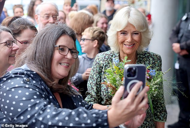 1725363589 280 Queen Camilla returns to royal duties after her summer holiday