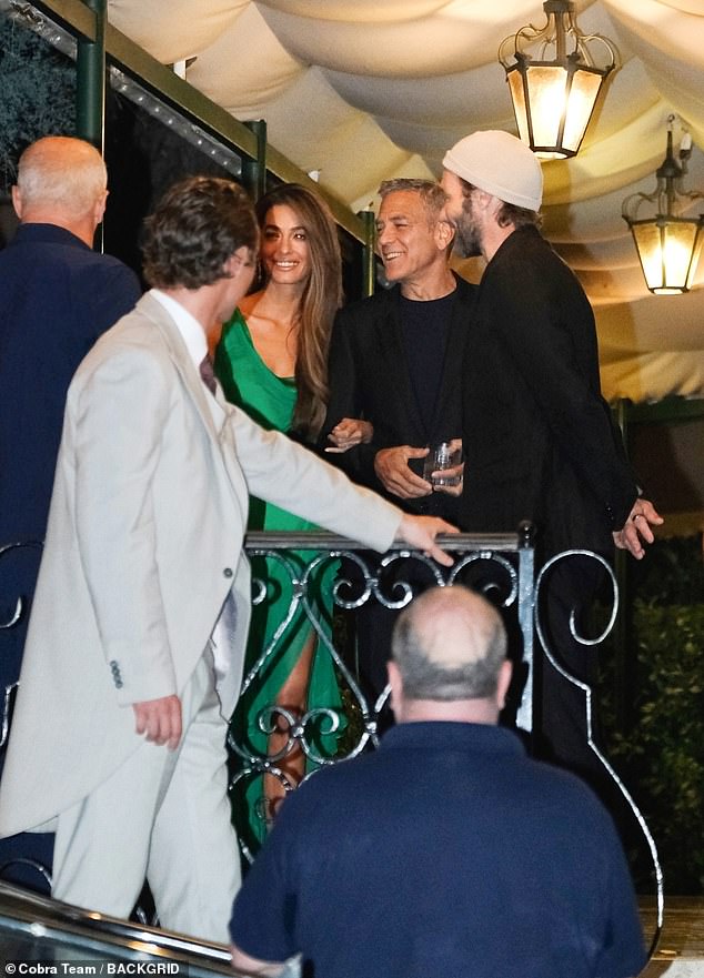 The Down Under actor dressed in black like his American counterpart, with Joel opting for a white T-shirt under his jacket and a hat to stay warm