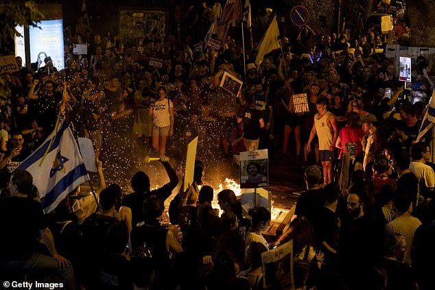 Protesters set fires during a rally on the second day of demonstrations demanding a deal with Gaza on September 2, 2024 in Tel Aviv, Israel