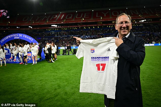 Lyon owner John Textor, who is also involved with Crystal Palace and has been linked with the Everton takeover, is said to have sent the player a letter of apology