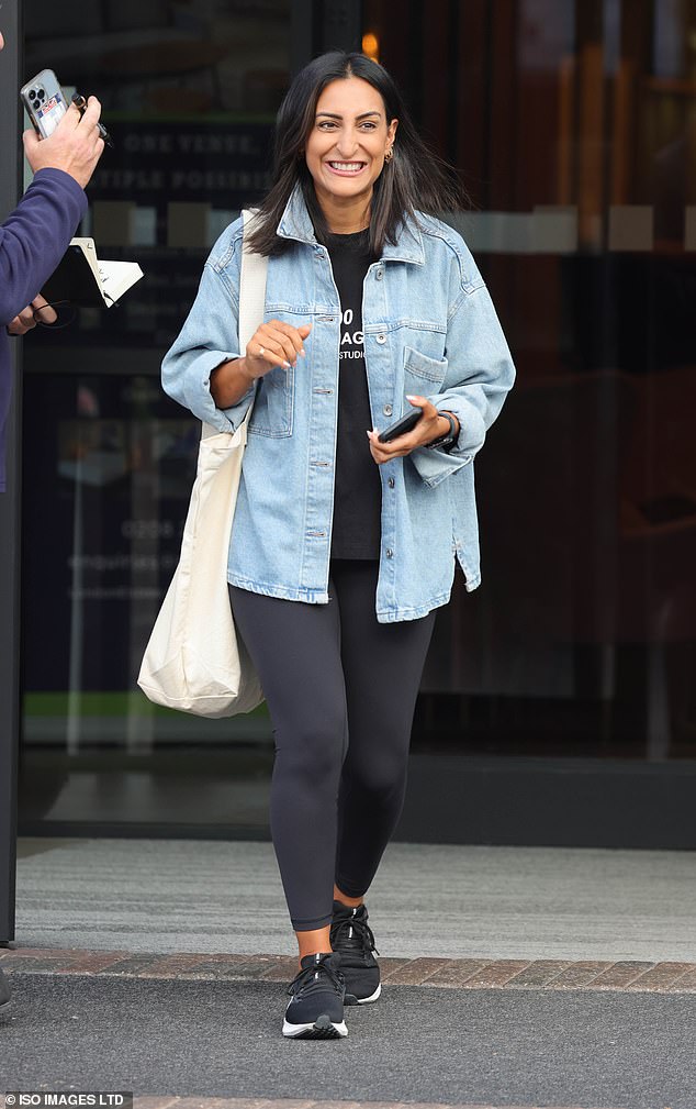 Dr. Punam Krishan had a big smile on her face as she stepped out in black leggings and an oversized T-shirt under a light denim jacket