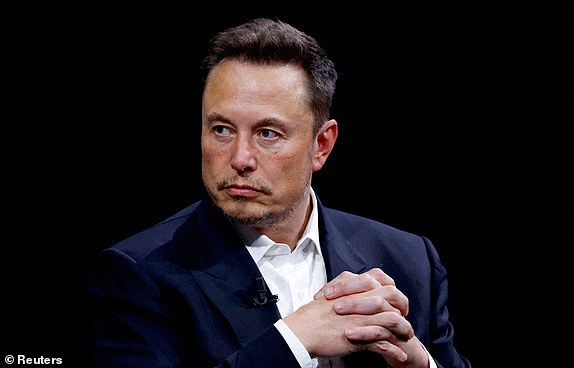 ARCHIVE PHOTO: Elon Musk, CEO of SpaceX and Tesla and owner of X, formerly known as Twitter, attends the Viva Technology conference dedicated to innovation and startups at the Porte de Versailles exhibition center in Paris, France, June 16, 2023. REUTERS/Gonzalo Fuentes/File photo