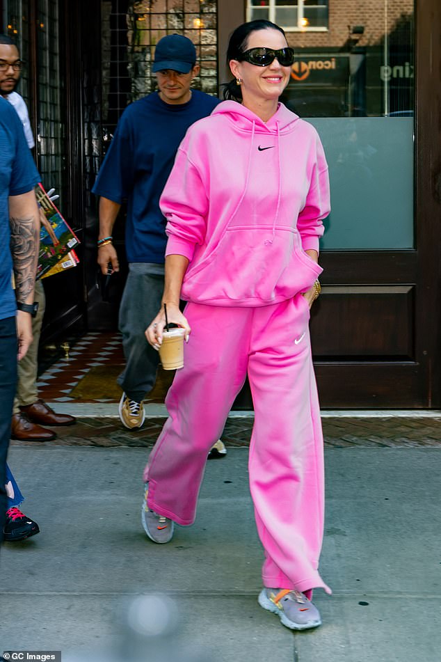 Carrying a cup of coffee and black sunglasses, the 47-year-old Lord of the Rings actor kept it casual in an oversized blue T-shirt, gray jeans and a blue baseball cap.