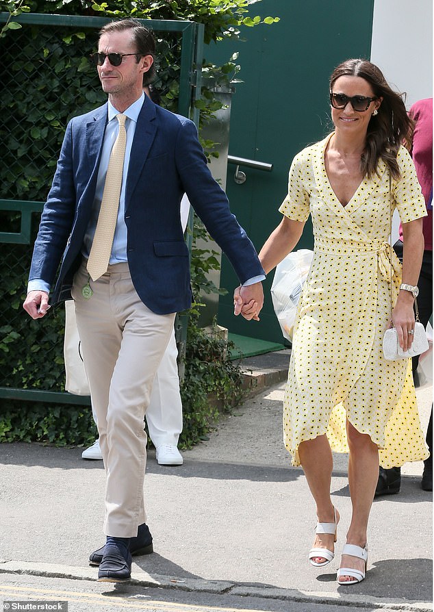 Pippa with her husband, James Matthews, arriving at Wimbledon in 2019