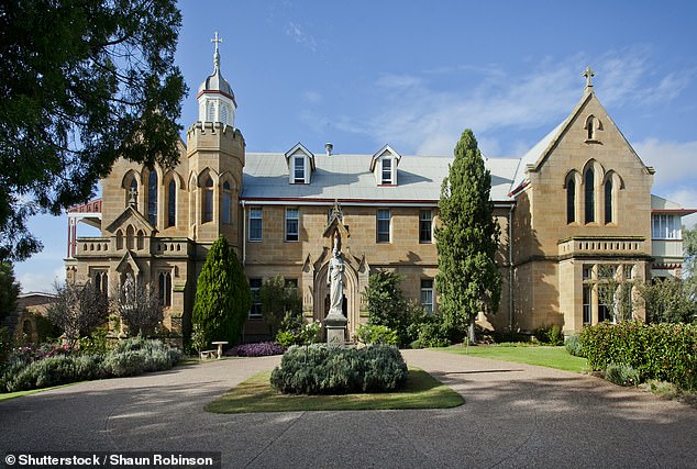 Situated in the heart of the rolling Darling Downs, Warwick also boasts some of Queensland's finest sandstone structures, including the Abbey of the Roses