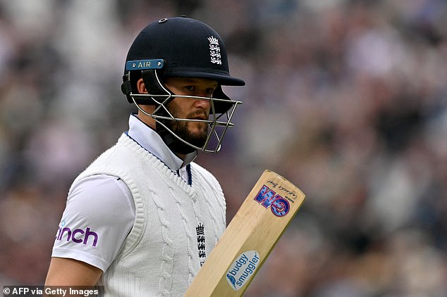 Duckett failed to reach a hundred and indicated he was desperate to reach a three-figure score