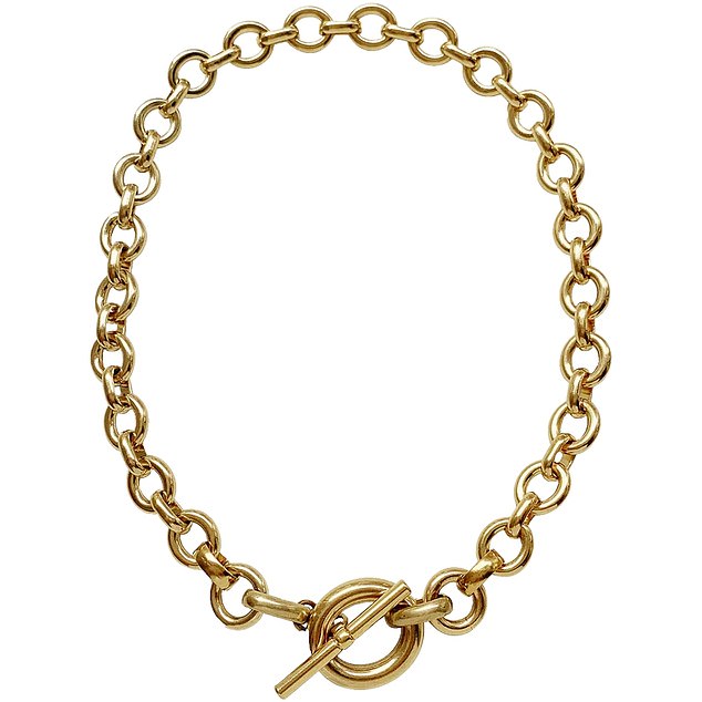 Handmade from recycled brass and 14k gold using a zero-waste technique, this chunky chain is a testament to Laura Lombardi's dedication to both style and sustainability.