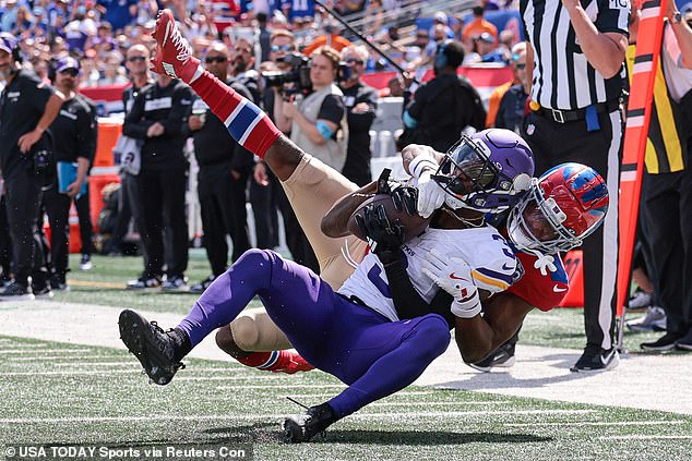 Jordan Addison caught a touchdown pass after an 11-play, 99-yard drive for Minnesota