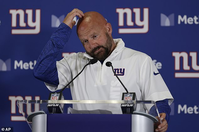 Giants coach Brian Daboll speaks to the media after a 28-6 loss to the Minnesota Vikings