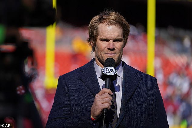 Brady replaced Greg Olsen as Fox's lead analyst, demoting the former tight end to the crew's No. 2 spot