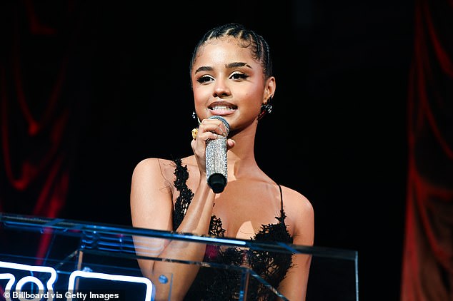 The star surprised the audience with her speech, in which she expressed her gratitude to Billboard for honoring her with the award.