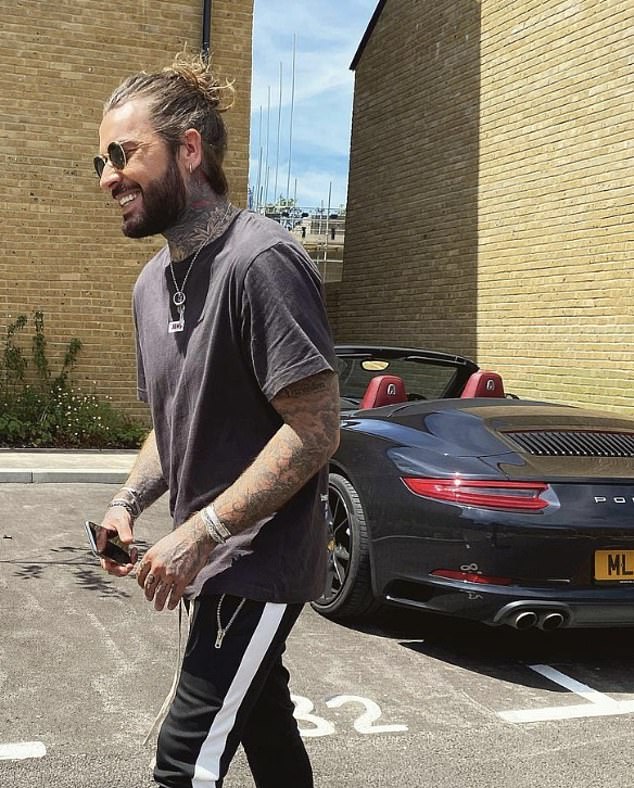 1726043397 428 Pete Wicks admits he never thought Id be enough as