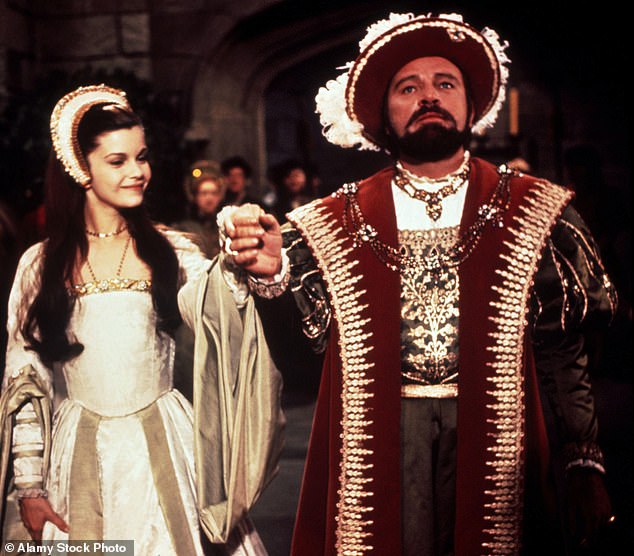 Richard Burton as King Henry VIII opposite Geneviève Bujold as Anne Boleyn in the 1969 film Anne of the Thousand Days