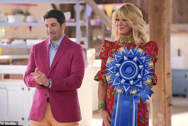 Sandra hosts the TV show with American Pie star Jason Biggs and is also an executive producer