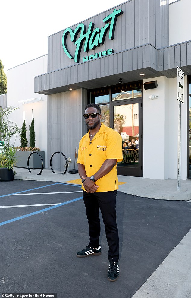 In May 2023, a flagship location opened at the intersection of Hollywood Boulevard and Highland Avenue, the chain's first with a drive-thru