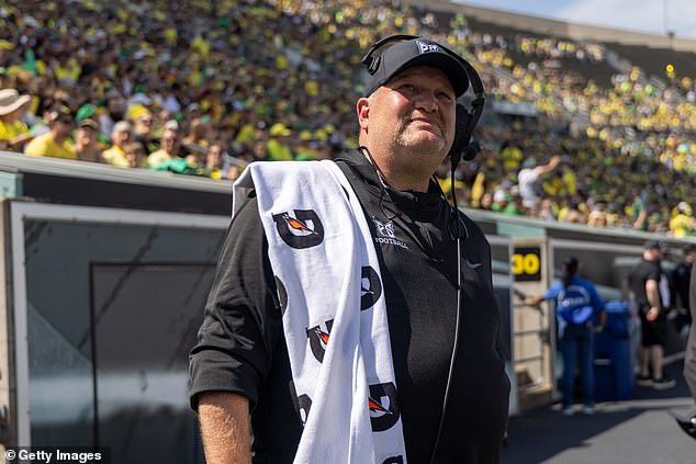 Portland State head coach Bruce Barnum stands on the sidelines before the game against Oregon