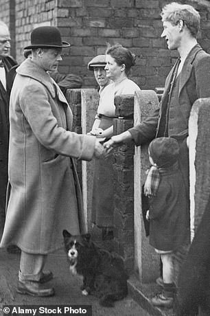 David visits the miners in South Wales