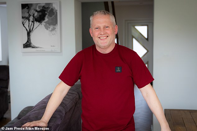 After being declared cancer-free in April 2021, Simon was told in May 2024 that the cancer had returned. The father of two is likely to face relapses for the rest of his life