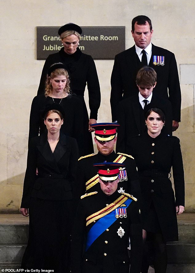 Prince William leads the Queen's eight grandchildren to the vigil on September 17, 2022