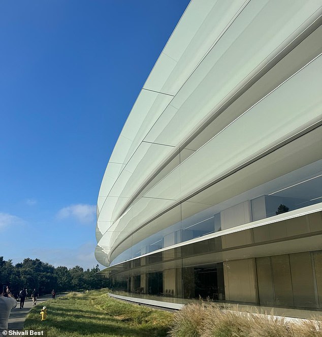 1726483937 628 I visited Apple Park for the iPhone 16 launch –