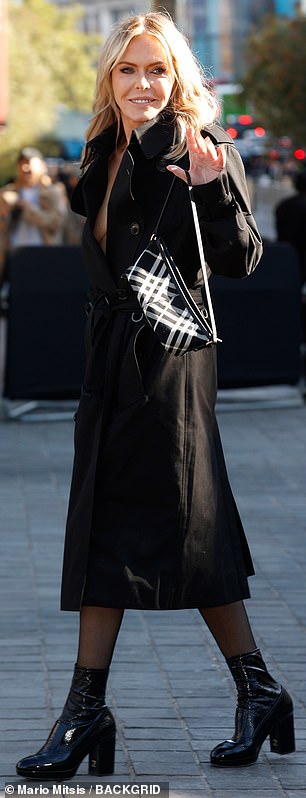 ...and actress Patsy Kensit greeted the audience as they arrived at the National Theatre on Southbank ahead of the presentation