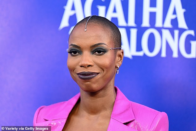 Co-star Sasheer Zamata dazzled in a bright pink look