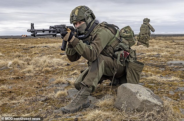 Russian special forces train to repel sabotage group invasion of Novaya Zemlya