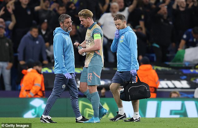 Kevin De Bruyne was forced off in the second half due to a possible injury to City