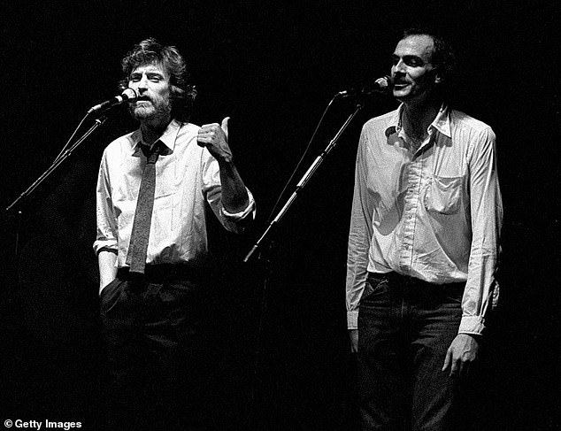 Souther appeared opposite James Taylor at the Atlanta Civic Center on May 13, 1981